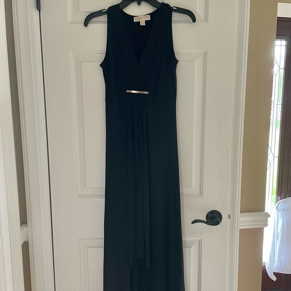 Elegant Michael Kors Small long black dress